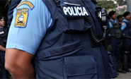 Cientos de policías protestan por primera vez en Puerto Rico