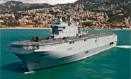 Francia suspende la entrega de portahelicópteros a Rusia