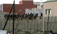 Una fotógrafa colaboradora de la AFP es detenida en Melilla
