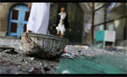 Yemen: Más de 25 mártires por dos explosiones en una mezquita de Sanaa