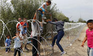Ban pide ampliar las normas legales para conceder refugio en Europa