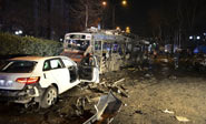 M&aacute;s de 37 muertos por un ataque terrorista en Ankara