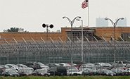 El dram&aacute;tico caso que saca a la luz la violencia en Rikers Island