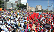 Venezuela dividida entre el referendo y la continuidad