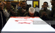 Los saharauis rinden tributo al fallecido presidente Abdulaziz en el d&iacute;a de su entierro