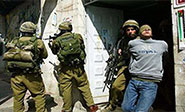 Soldados de la ocupaci&oacute;n israel&iacute; asaltan una radio palestina