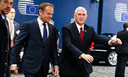 Pence: EEUU garantiza cooperaci&oacute;n con la UE