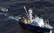 Liberan a tripulantes de barco secuestrado en aguas somal&iacute;es
