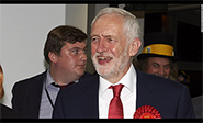 Corbyn insta a Theresa May a dimitir tras su rev&eacute;s en las elecciones generales 