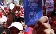 Votaci&oacute;n marcada por la violencia en Venezuela