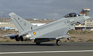 Un avi&oacute;n del Ej&eacute;rcito del Aire de Espa&ntilde;a se estrella en la base en Albacete