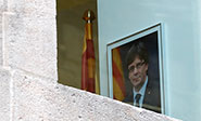 El presidente destituido de Catalu&ntilde;a dice representar al &ldquo;gobierno en el exilio&rdquo;