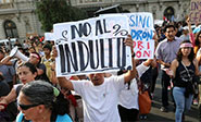 Contin&uacute;an las protestas en Per&uacute; por el indulto a Fujimori