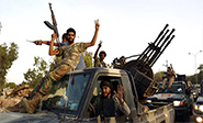 Un terrorista de Daesh se entrega con el coche bomba en Libia 