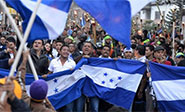 Protesta contra Hern&aacute;ndez en Honduras termina con heridos
