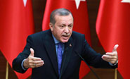 Erdogan acusa a EEUU de armar a terroristas en Siria