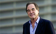Oliver Stone califica de &ldquo;enfermo&rdquo; el comportamiento de su pa&iacute;s contra Ir&aacute;n