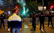 El Gobierno espa&ntilde;ol es recibido en Barcelona entre protestas de independentistas