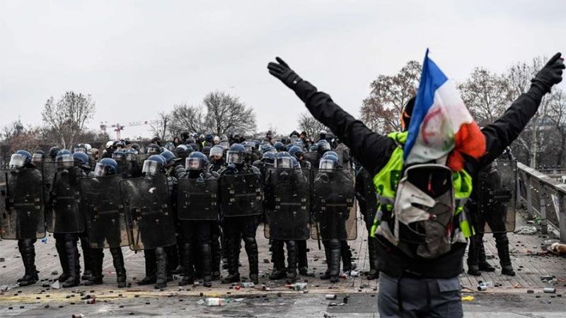 Polic&iacute;a francesa aumenta dispositivos de seguridad ante protestas de Chalecos Amarillos