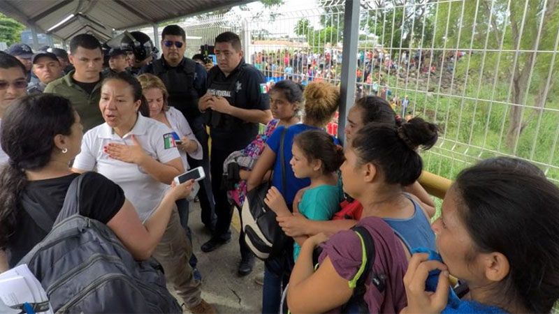 Migrantes rechazan visa humanitaria en M&eacute;xico y contin&uacute;an ruta a Estados Unidos