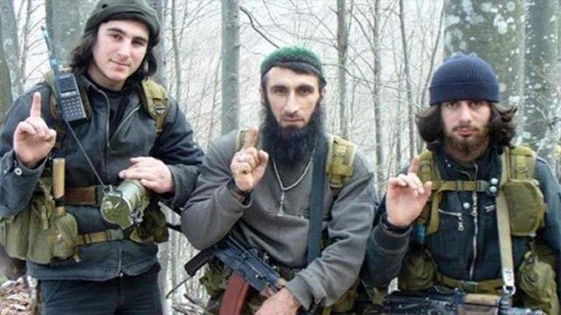 Francia estudia repatriar a terroristas franceses detenidos en Siria