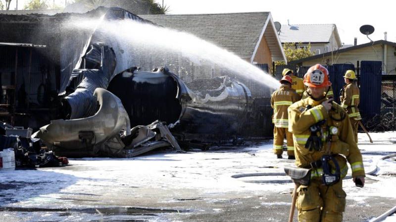 Filtraci&oacute;n de gasolina causa explosi&oacute;n en el sur de Los &Aacute;ngeles