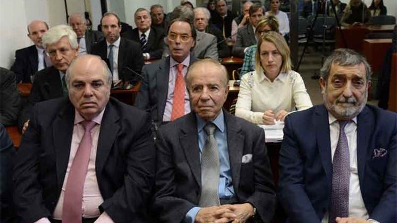 El expresidente argentino Carlos Menem condenado a tres a&ntilde;os de prisi&oacute;n