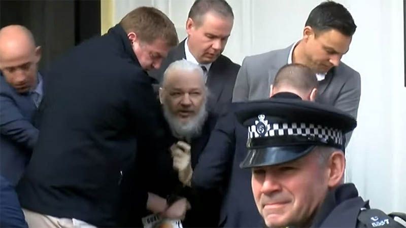 Rafael Correa llama &ldquo;traidor&rdquo; a Len&iacute;n Moreno tras la detenci&oacute;n de Assange