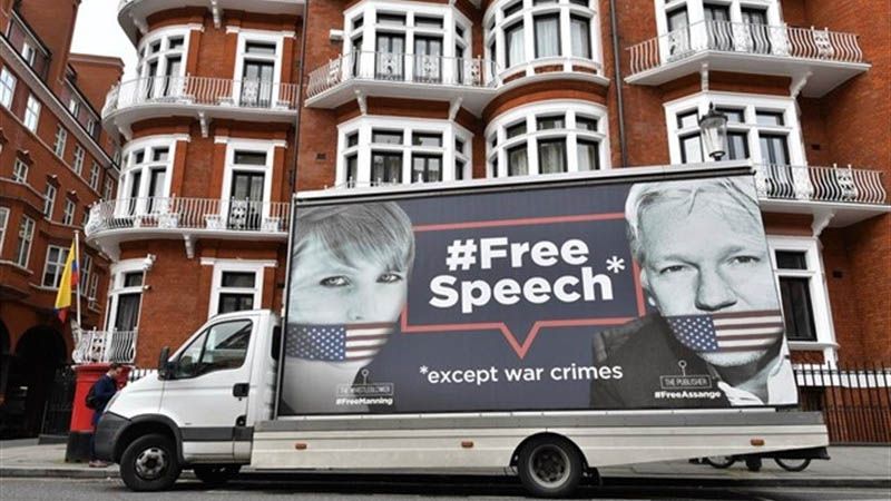 Ecuador detiene a un hombre vinculado a Wikileaks