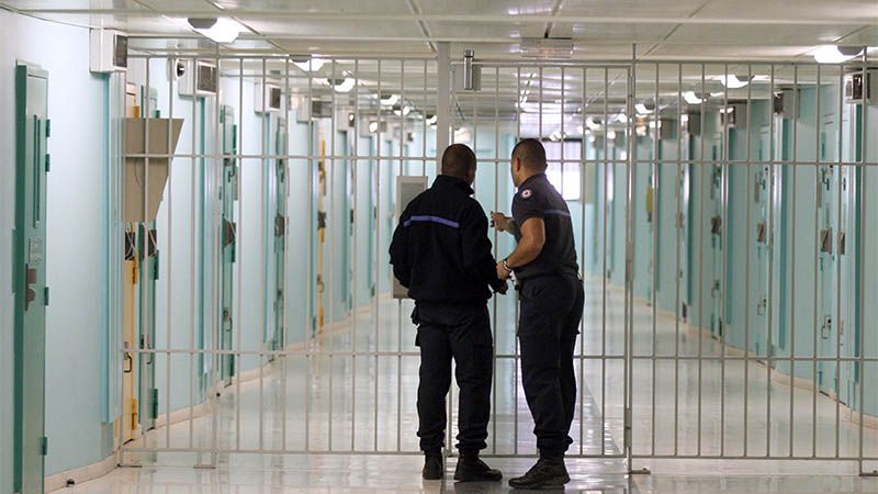 Liberados los guardias tomados como rehenes en una c&aacute;rcel de Francia