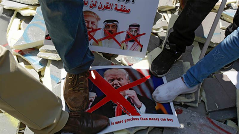Palestinos protestan contra la conferencia de Bahr&eacute;in y aseguran que el acuerdo del siglo &ldquo;no pasar&aacute;&rdquo;