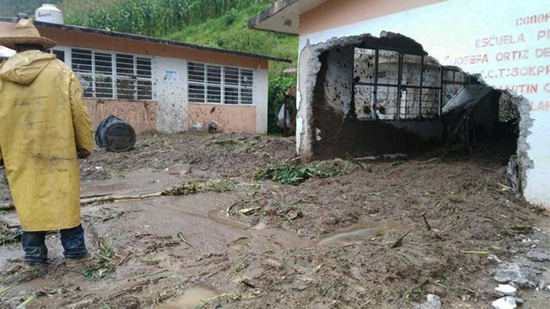Un deslizamiento de tierra deja siete muertos en M&eacute;xico