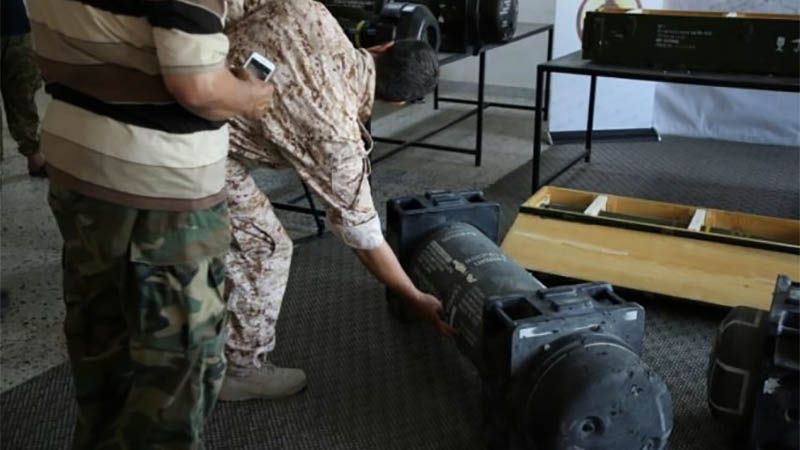 Francia niega haber entregado misiles a rebeldes libios