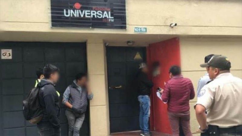 Ecuador proh&iacute;be emisiones de una radio en medio de protestas