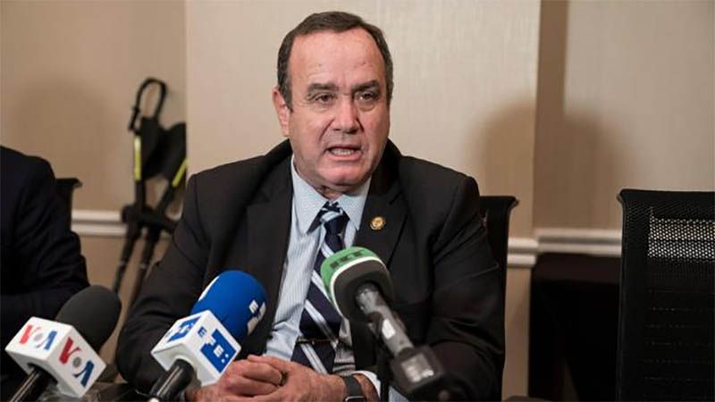 Venezuela impide la entrada del presidente electo de Guatemala, aliado de Guaid&oacute;