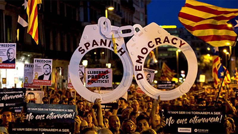 Cortan calles en Barcelona para protestar por la sentencia del Supremo