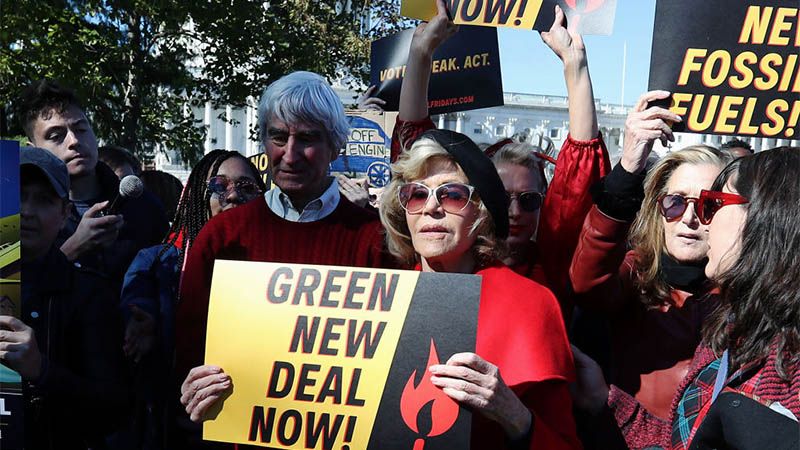 Activistas arrestados tras protesta por el cambio clim&aacute;tico en EEUU
