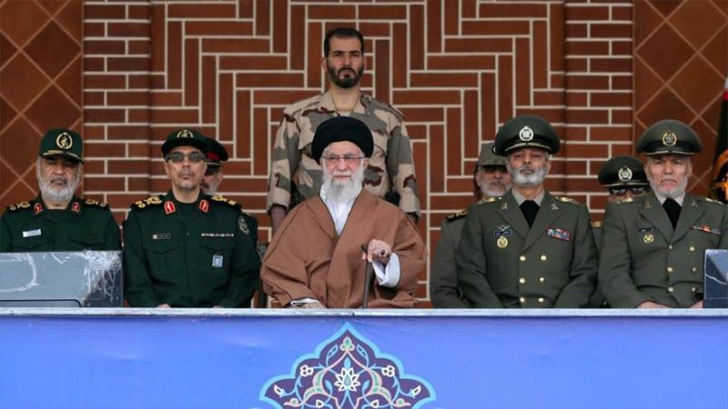 El l&iacute;der de Ir&aacute;n advierte de los planes de enemigos en la regi&oacute;n