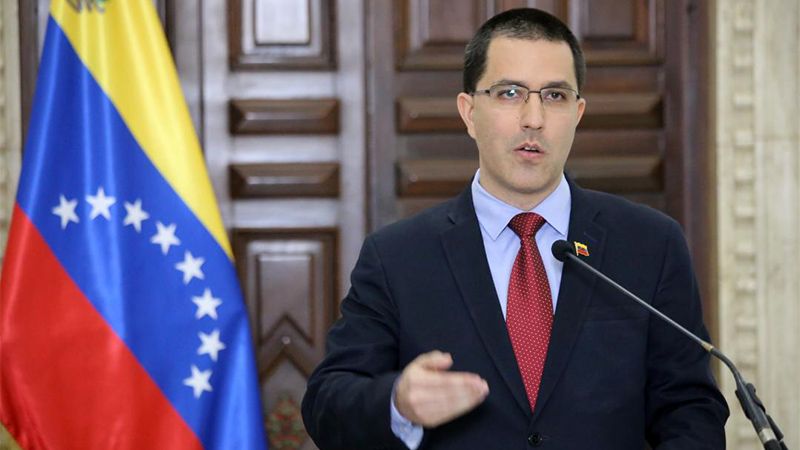 Venezuela expulsa al personal diplom&aacute;tico de El Salvador en Caracas