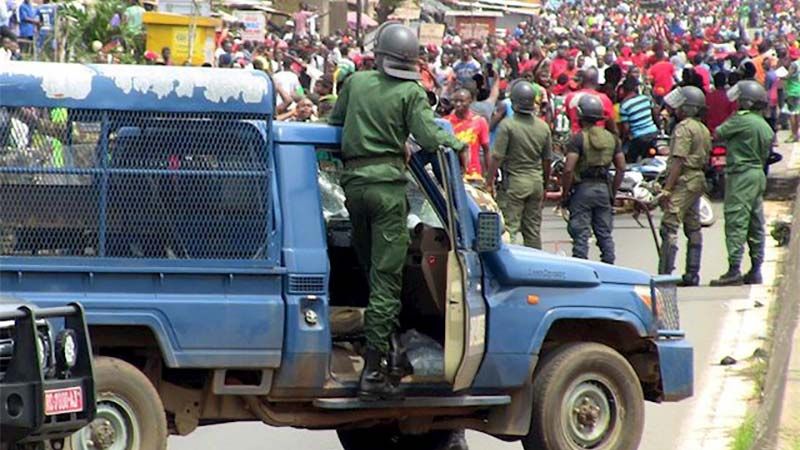 Mueren tres personas en nuevas protestas en Guinea
