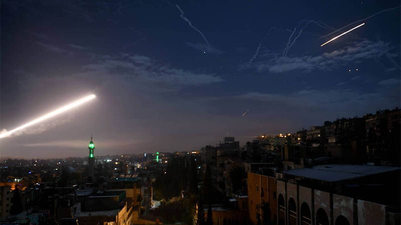 Mueren dos soldados sirios en simult&aacute;neos ataques a&eacute;reos israel&iacute;es