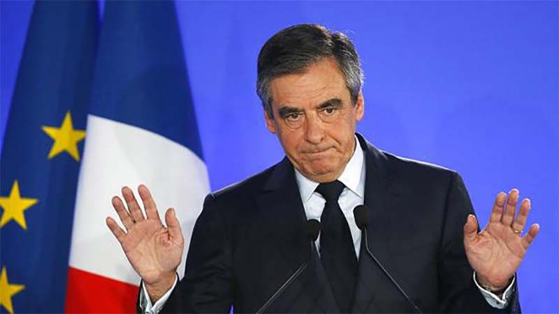 Condenado a 5 a&ntilde;os de prisi&oacute;n el ex primer ministro franc&eacute;s Fran&ccedil;ois Fillon por empleos ficticios