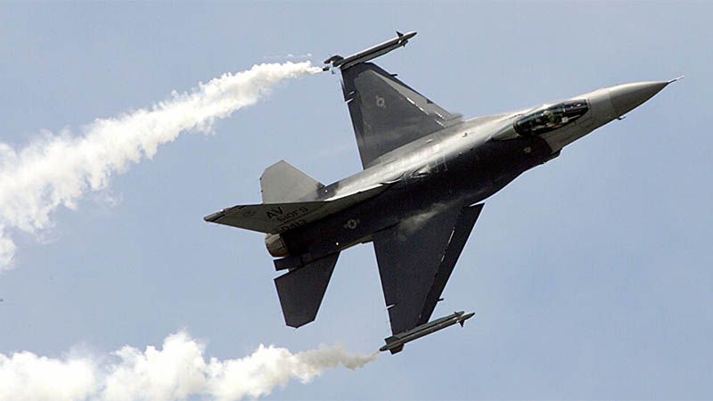Un avi&oacute;n militar de EEUU se estrella durante una maniobra en Nuevo M&eacute;xico