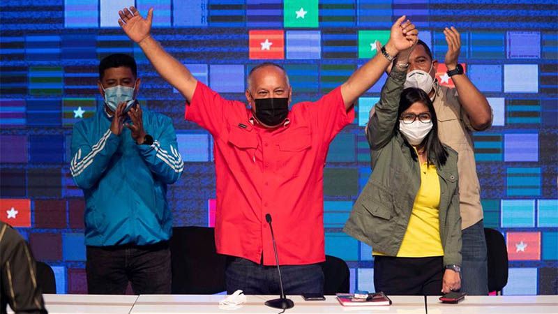 Partido de Maduro obtiene 36 de los 48 diputados de la Asamblea Nacional que se eligen por lista nacional
