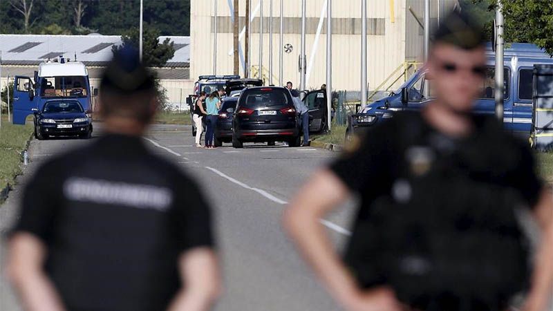 Tiroteo en Francia deja tres gendarmes muertos y el atacante