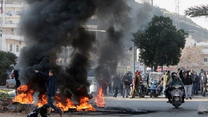 Protestas contra el confinamiento dejan 45 heridos en L&iacute;bano