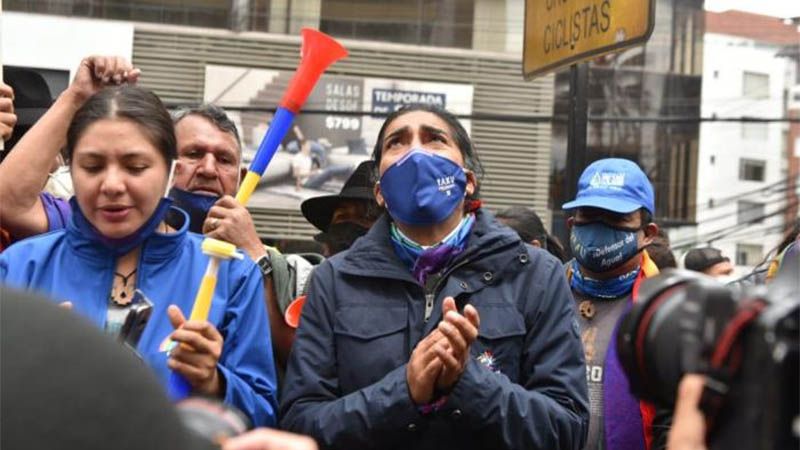 Candidato a presidente de Ecuador denuncia supuesto fraude electoral