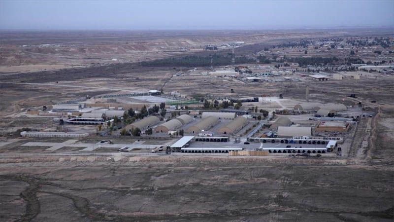 Atacan con cohetes una base de EEUU en Iraq; hay un muerto