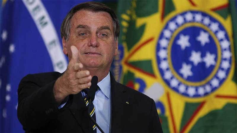 Bolsonaro pide al Senado destituir a juez del Supremo que lo investiga
