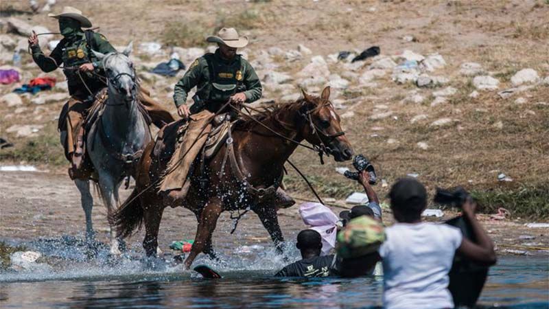 Renuncia El enviado especial de EEUU para Hait&iacute; en protesta por la &ldquo;inhumana&rdquo; deportaci&oacute;n de miles de haitianos
